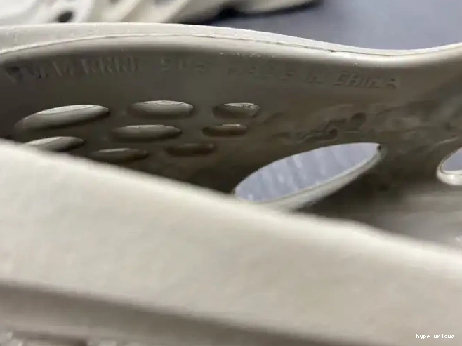 hype Yeezy GX4472 Stone Sage Adidas Foam RNNR 0512